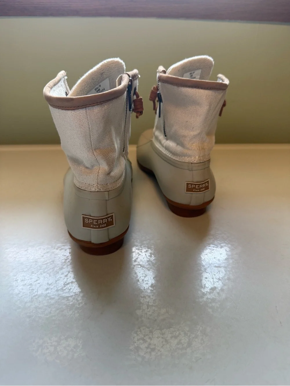 Sperry Women's Cream and Tan Lace-Up Duck Boots-9M